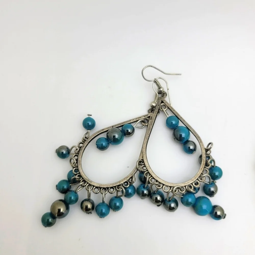 Lot of 8 Blue Silver & Gold Tone Vintage Earrings Set + NIP Bracelet